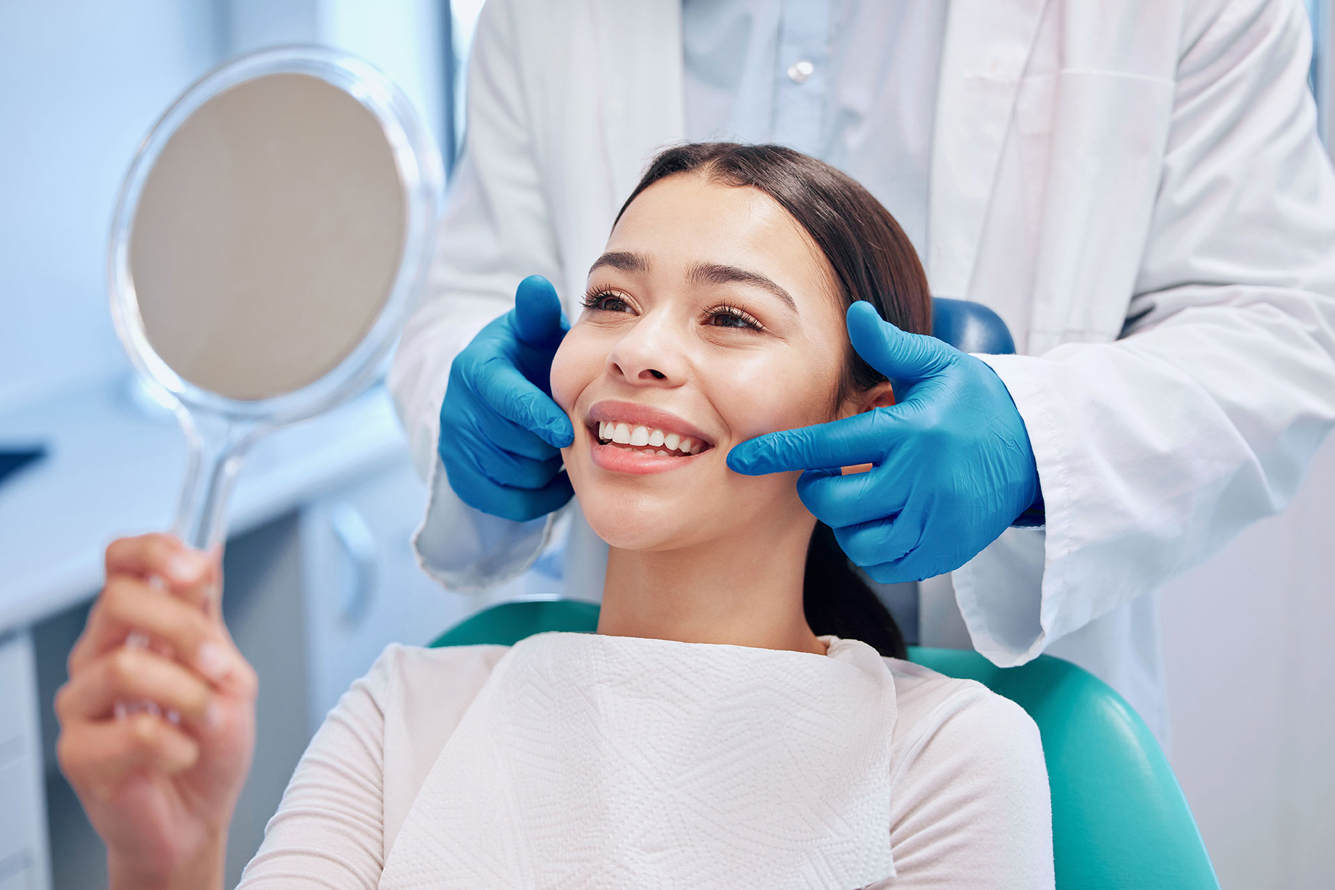 How to Maintain a Healthy Smile This Valentine’s Day in Natick