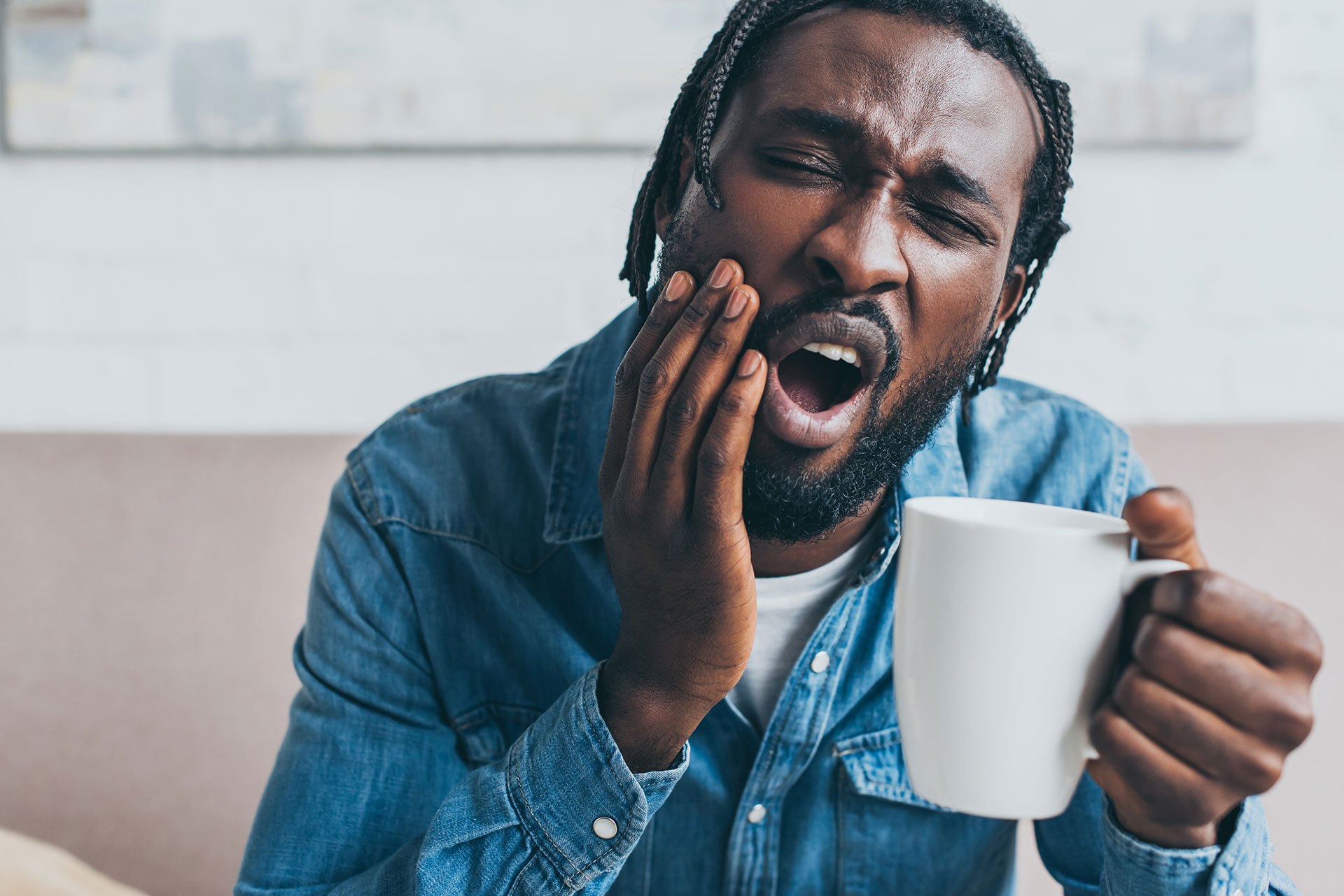 When a Toothache Means It’s Time to Call the Dentist